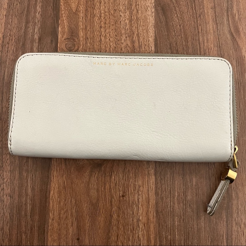 Marc by Marc Jacob’s leather continental wallet